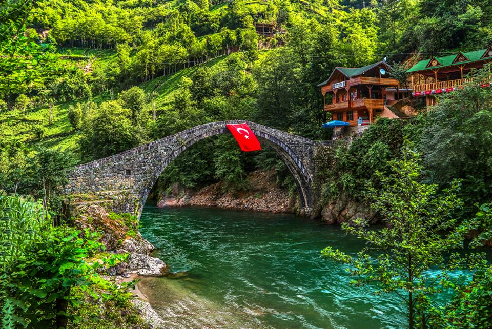 Karadeniz: Yeşilin Bin Tonu ve Doğanın En Güzel Hali