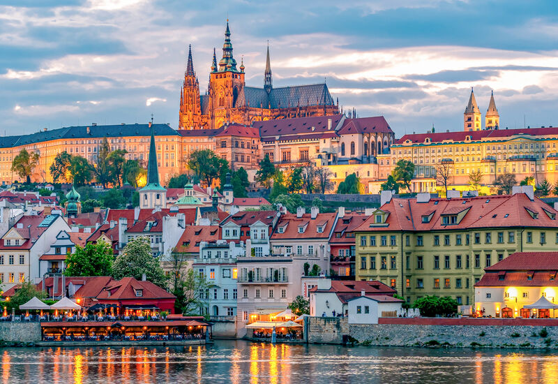 Otobüs ile Promosyon Baştanbaşa Orta Avrupa Turu 6 Gece 8 Gün ATL001